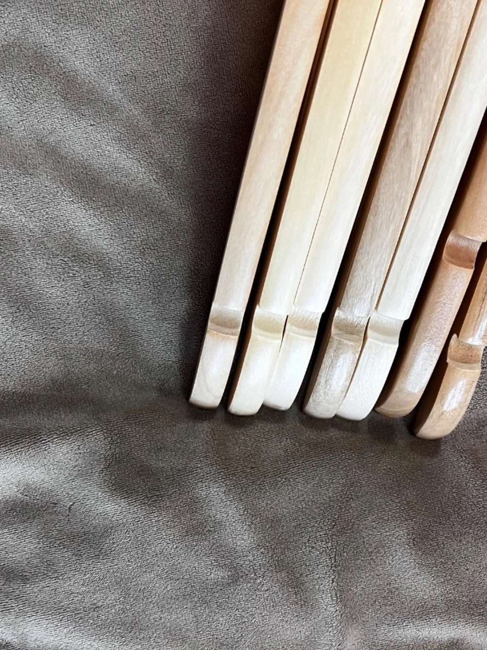 Wood Hangers Set of 7 with slip resistant notch for dresses to suits to blouses